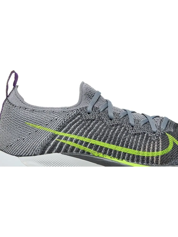 Кроссовки Nike Air Zoom Tempo NEXT% Flyknit 'Particle Grey Volt' — изображение 2 из 8, серый