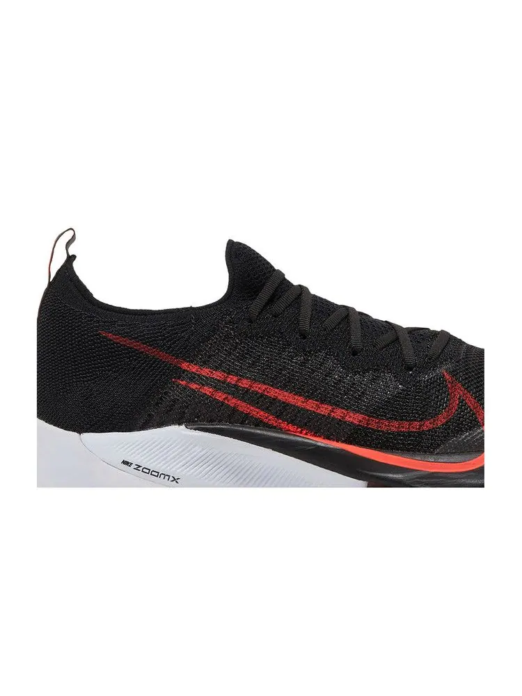 Кроссовки Nike Air Zoom Tempo NEXT% Flyknit — изображение 2 из 8, черный