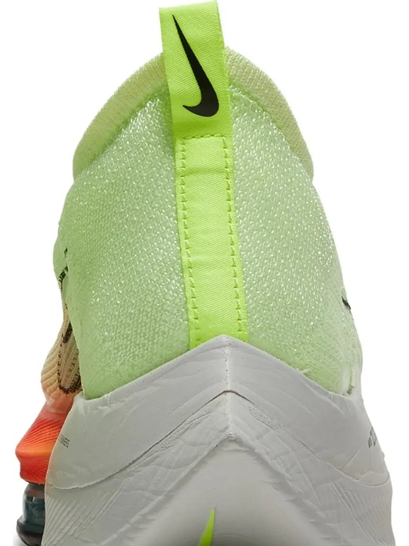 Кроссовки Nike Air Zoom Alphafly Next% 'Fast Pack' — изображение 7 из 8, желтый