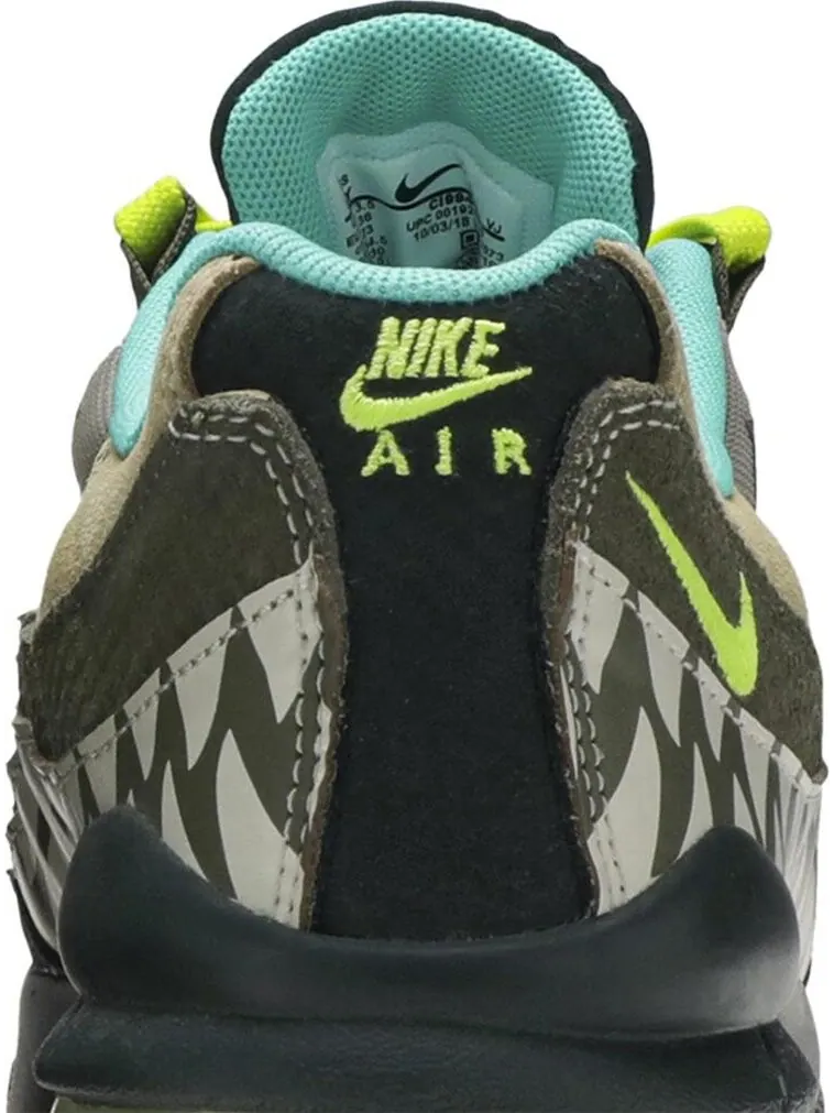 Кроссовки Nike Air Max 95 GS 'Monster' — изображение 7 из 8, зеленый