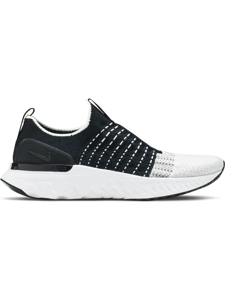 Кроссовки Nike React Phantom Run Flyknit 2 'Black White' — изображение 1 из 8, черный