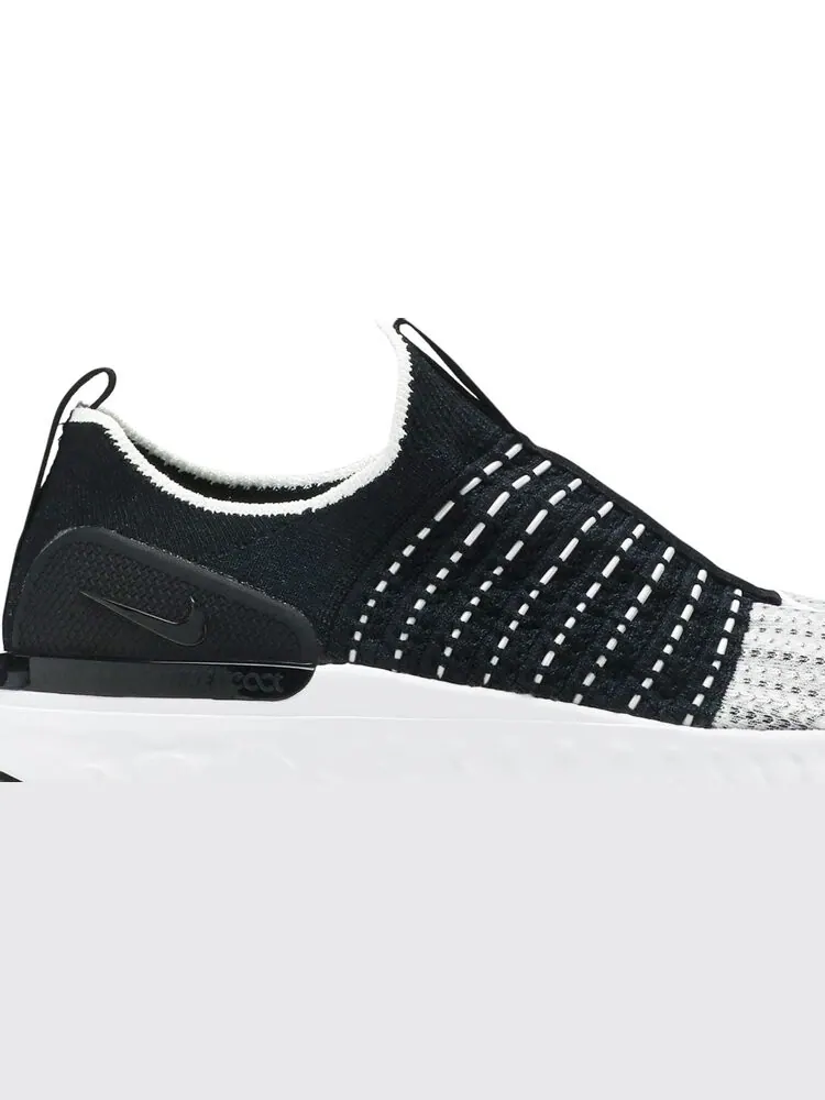 Кроссовки Nike React Phantom Run Flyknit 2 'Black White' — изображение 2 из 8, черный
