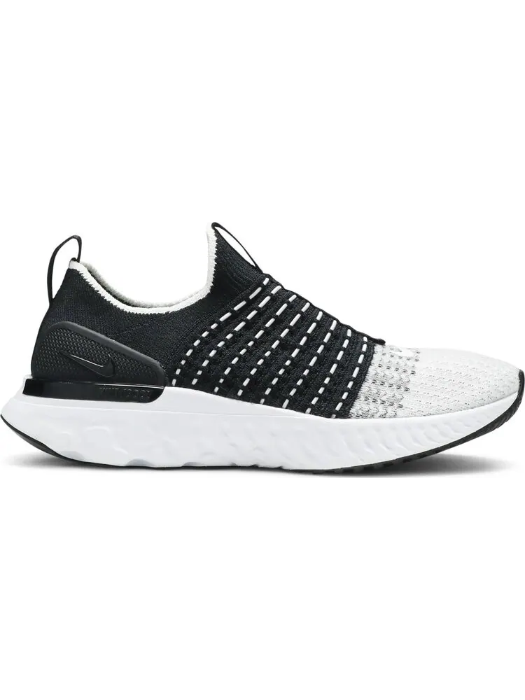 Кроссовки Nike Wmns React Phantom Run Flyknit 2 'Black White' — изображение 1 из 8, черный