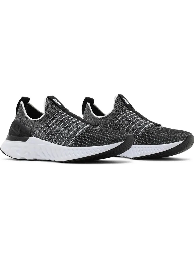 Кроссовки Nike Wmns React Phantom Run Flyknit 2 'Oreo' — изображение 8 из 8, черный