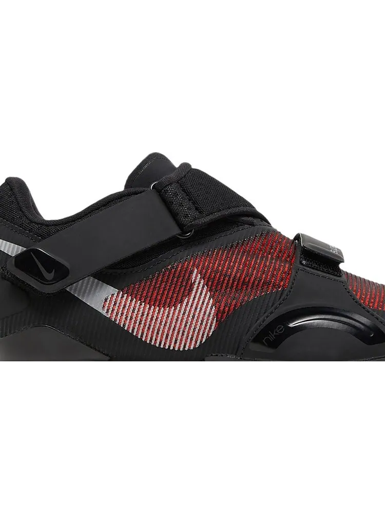 Кроссовки Nike Wmns SuperRep Cycle 'Black Hyper Crimson' — изображение 2 из 8, черный