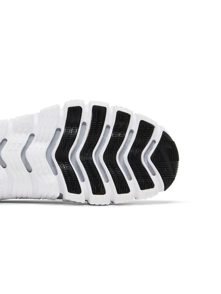 Кроссовки Nike Free Metcon 3 'Wolf Grey' — изображение 6 из 9, серый/черный/белый