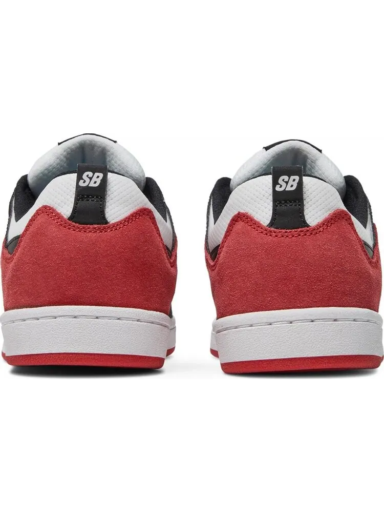 Кроссовки Nike Alleyoop SB 'White University Red' — изображение 6 из 8, белый