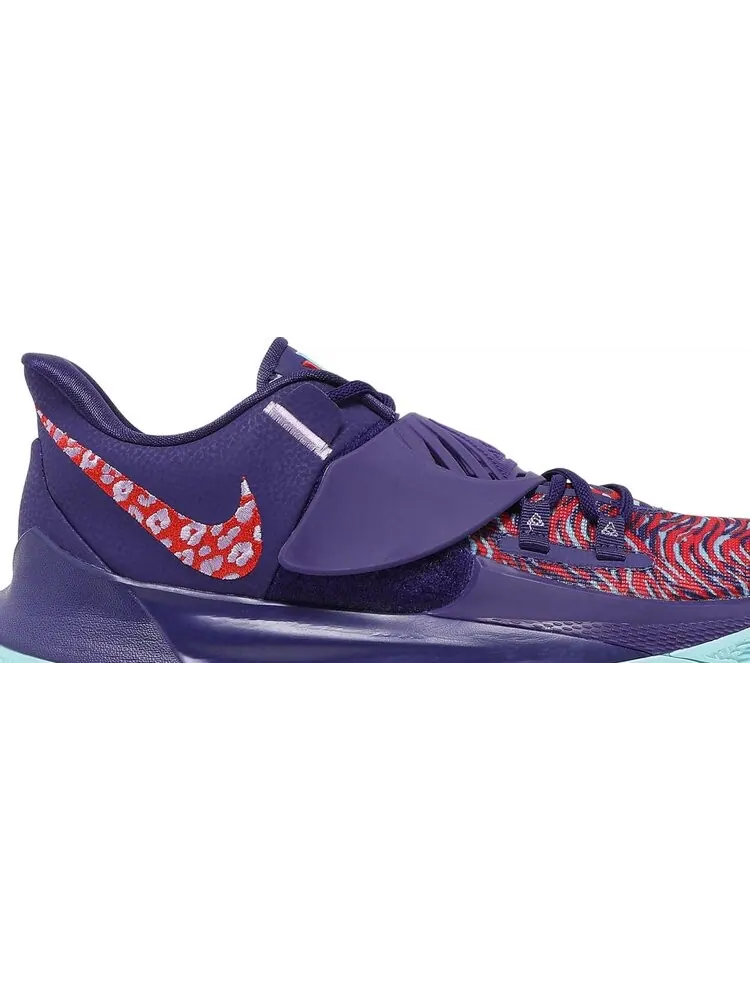 Кроссовки Nike Kyrie Low 3 'Orchid' — изображение 2 из 8, фиолетовый