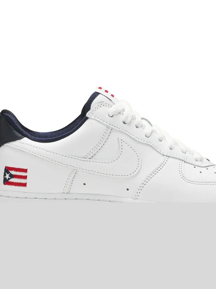 Кроссовки Nike Air Force 1 Low QS 'Puerto Rico' — изображение 2 из 8, белый