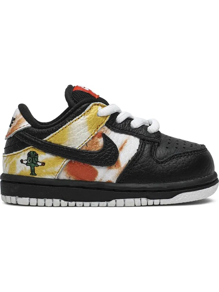 Кроссовки Nike Dunk SB Low Toddler 'Tie-Dye Raygun - Black' — изображение 1 из 8, черный
