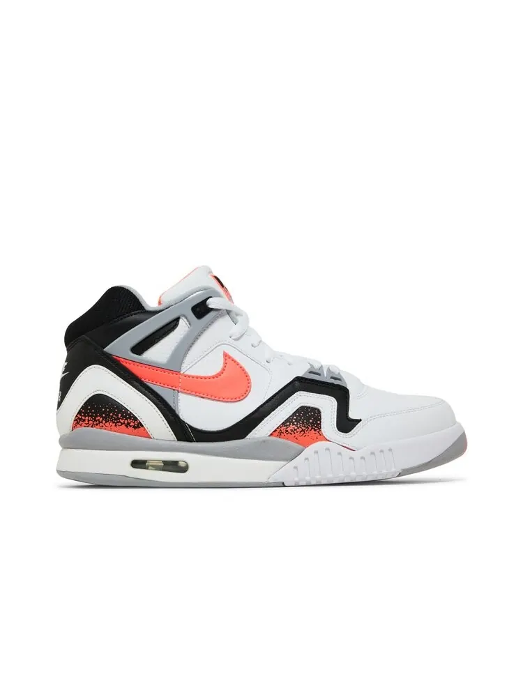Кроссовки Nike Air Tech Challenge 2 Retro 'Hot Lava' 2019 — изображение 1 из 4, белый
