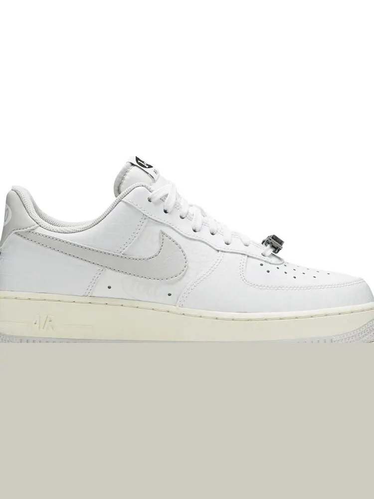 Кроссовки Nike Air Force 1 '07 Premium '1-800 Toll Free' — изображение 2 из 8, белый