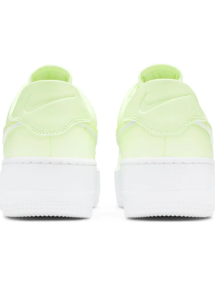 Кроссовки Nike Wmns Air Force 1 Sage Low 'Barely Volt' — изображение 6 из 8, зеленый