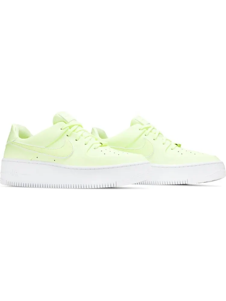 Кроссовки Nike Wmns Air Force 1 Sage Low 'Barely Volt' — изображение 8 из 8, зеленый