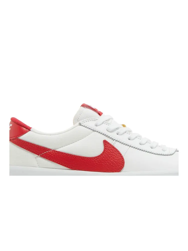 Кроссовки Bruin React SB 'White University Red' — изображение 2 из 8, белый красный