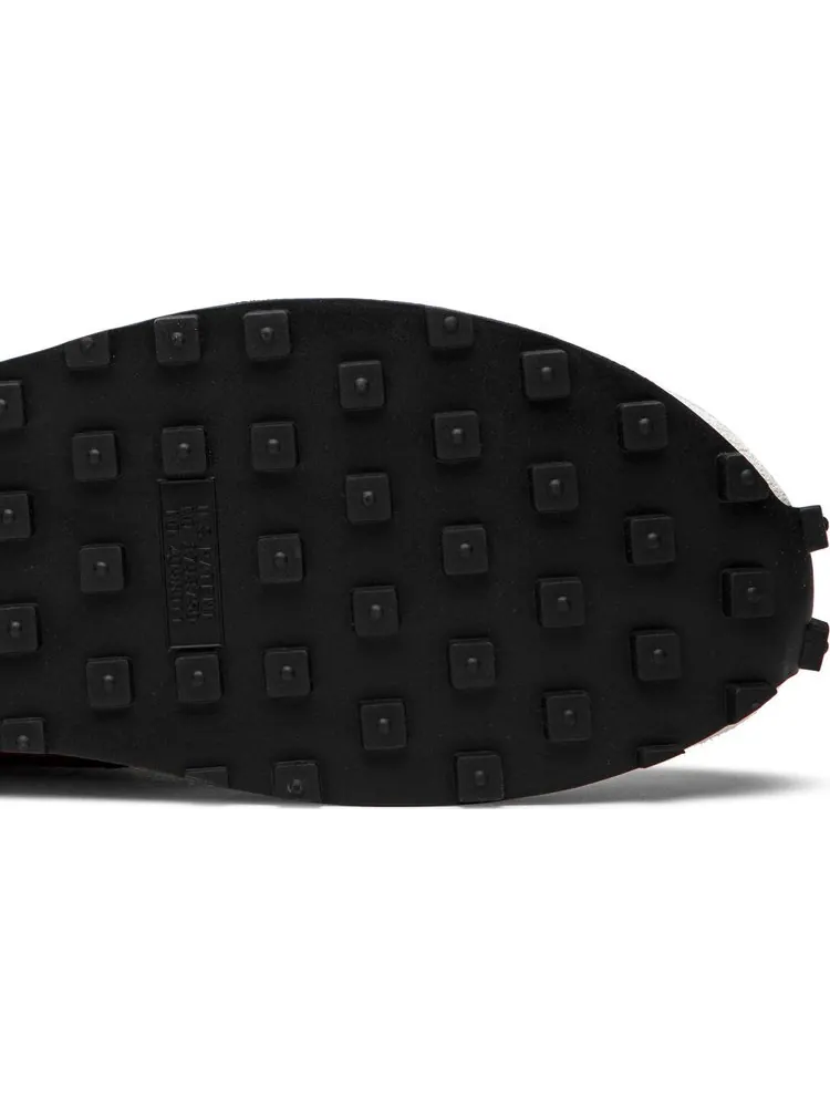 Кроссовки Nike Undercover x Wmns Daybreak — изображение 5 из 8, красный