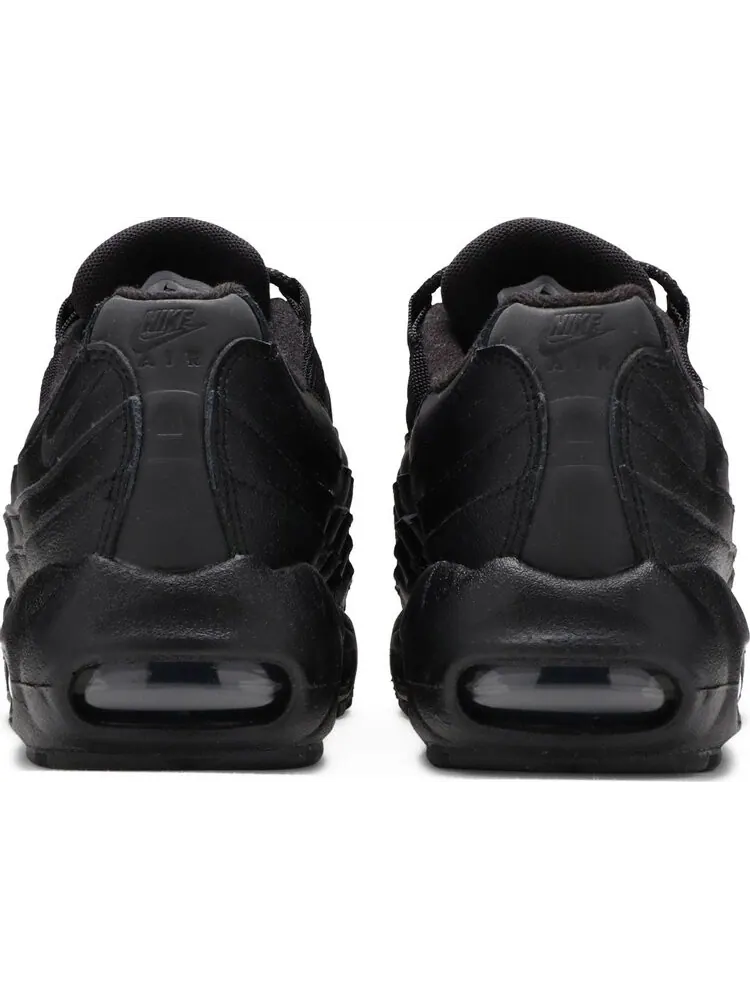 Кроссовки Nike Air Max 95 Recraft GS 'Triple Black' — изображение 6 из 8, черный