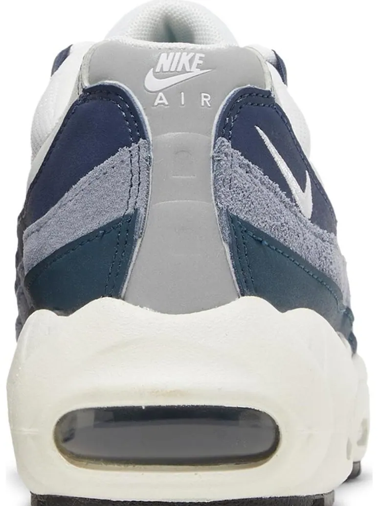 Кроссовки Nike Air Max 95 Recraft GS 'Midnight Navy' — изображение 7 из 8, синий