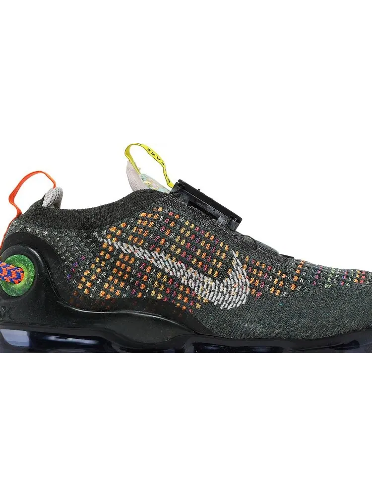 Кроссовки Nike Air VaporMax 2020 GS 'Newsprint' — изображение 2 из 8, мульти