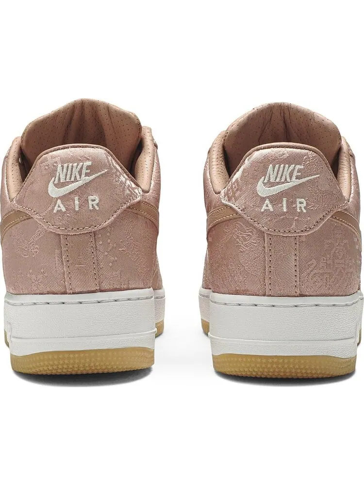 Кроссовки Nike CLOT x Air Force 1 Low Premium 'Rose Gold Silk' — изображение 6 из 8, розовый