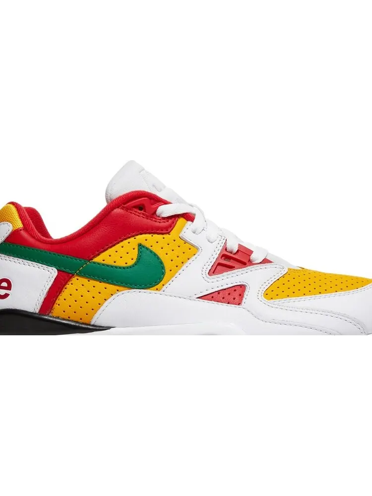 Кроссовки Nike Supreme x Air Cross Trainer 3 Low 'White University Gold' — изображение 2 из 10, белый