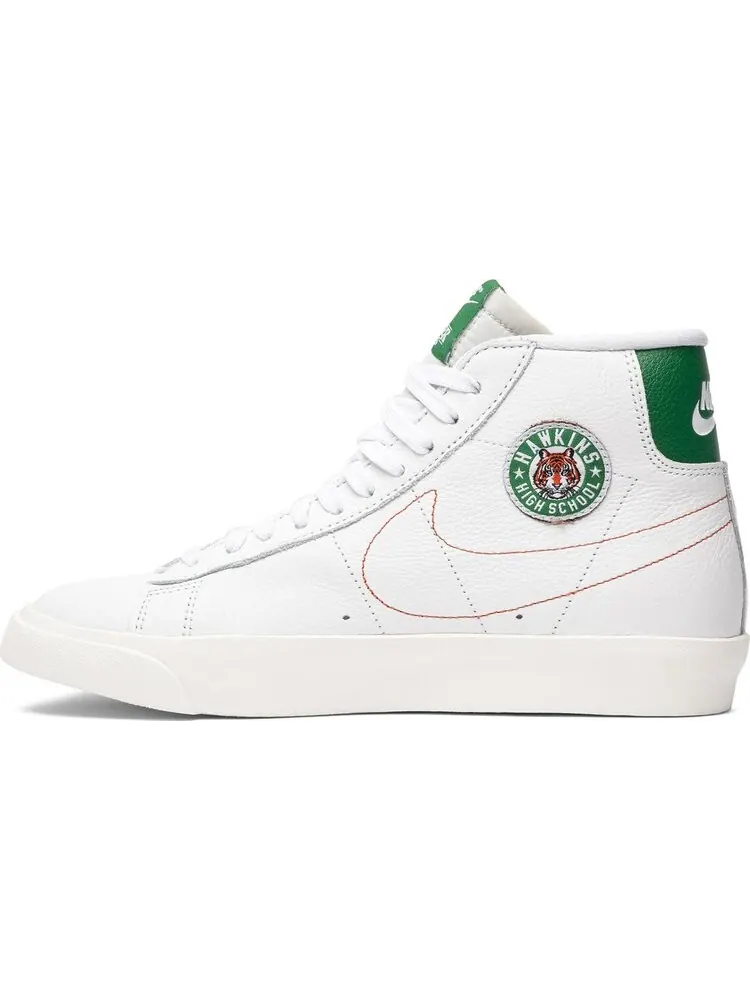 Кроссовки Nike Stranger Things x Blazer Mid 'Hawkins High' — изображение 3 из 8, белый