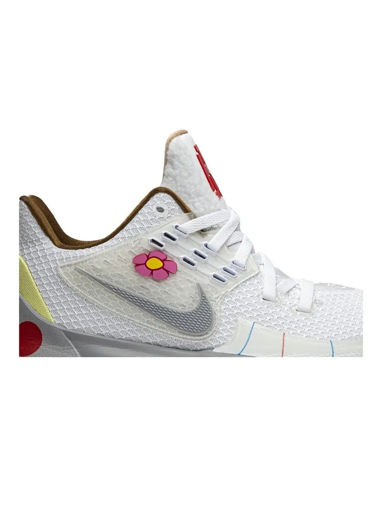 Кроссовки Nike SpongeBob SquarePants x Kyrie Low 2 'Sandy Cheeks' — изображение 2 из 4, белый