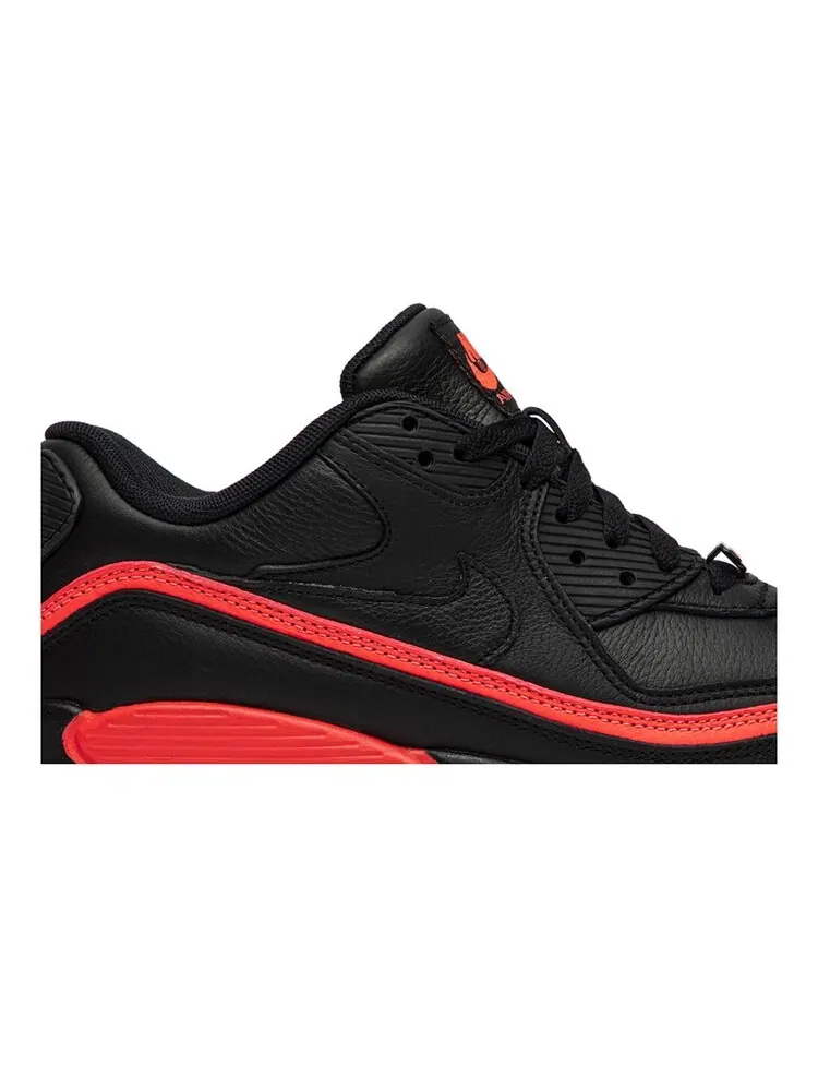 Кроссовки Nike Undefeated x Air Max 90 — изображение 2 из 4, черный