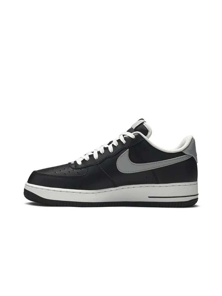 Кроссовки Nike Air Force 1 '07 LV8 'Swoosh' — изображение 3 из 4, черный