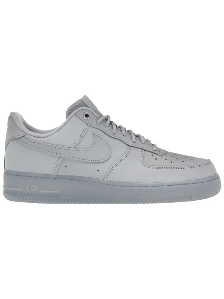 Кроссовки Nike Air Force 1Triple Wolf Grey' — изображение 1 из 1, серый