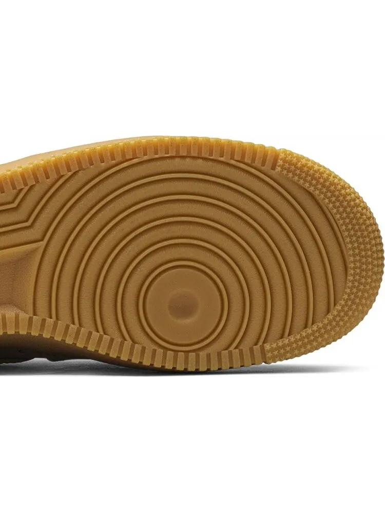 Кроссовки Nike Air Force 1 High 'Flax' 2019 — изображение 5 из 8, загар
