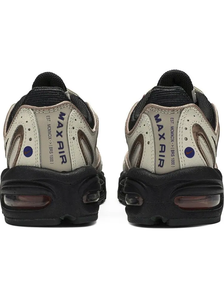 Кроссовки Nike Air Max Tailwind 4 'Roman Numerals' — изображение 6 из 8, коричневый
