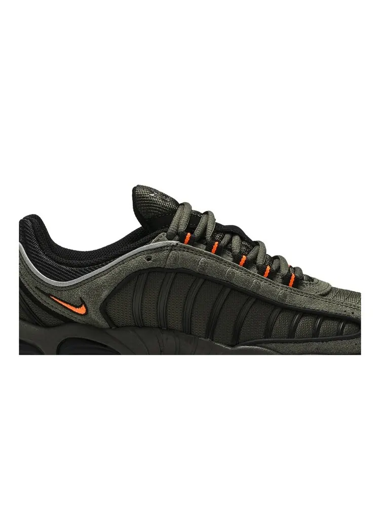 Кроссовки Nike Air Max Tailwind 4 'Flight Jacket' — изображение 2 из 4, зеленый