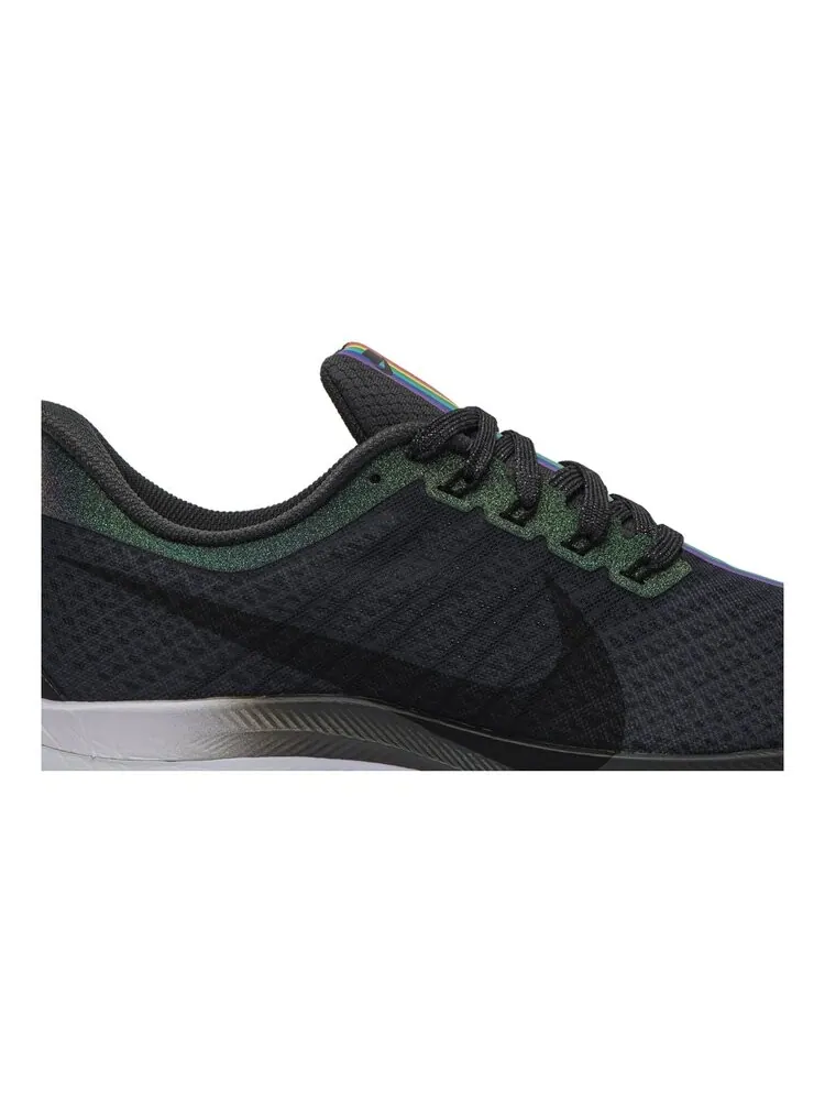 Кроссовки Nike Zoom Pegasus Turbo 'Be True' — изображение 2 из 4, черный