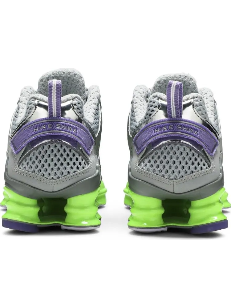 Кроссовки Nike Wmns Shox TL Nova 'Grey Neon' — изображение 6 из 8, серый