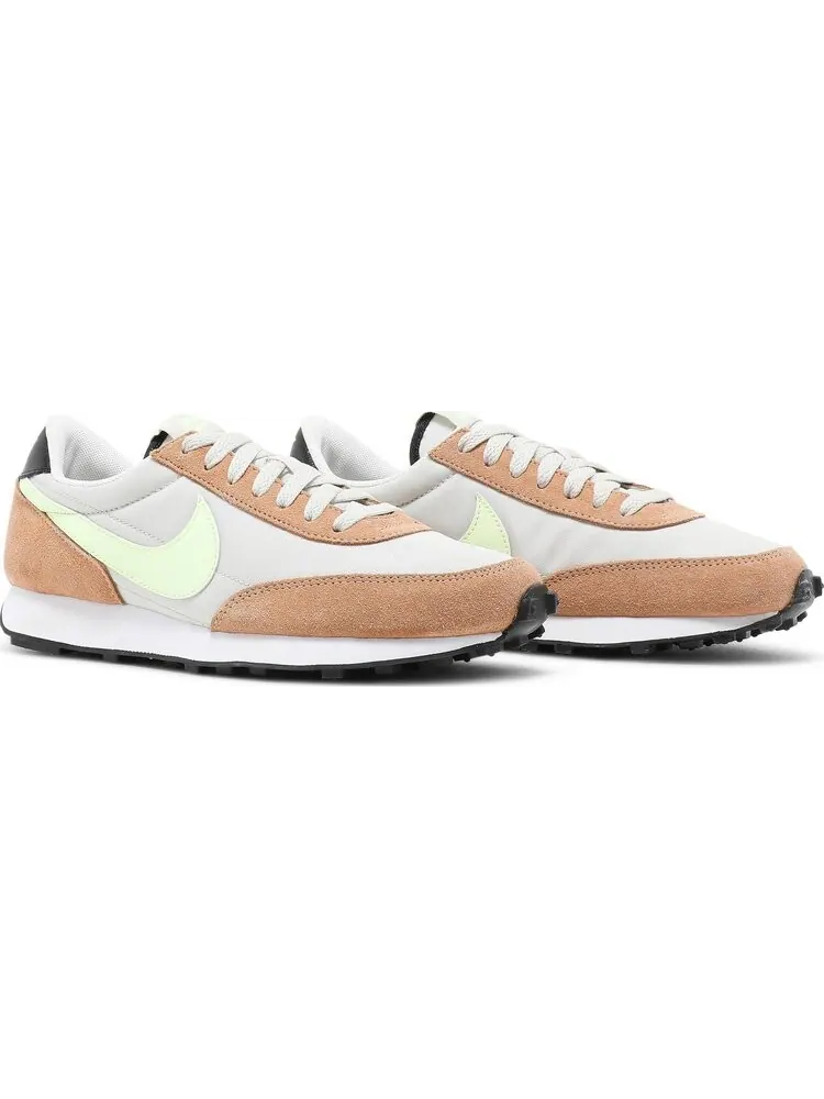 Кроссовки Nike Wmns Daybreak 'Light Bone Barely Volt' — изображение 8 из 8, загар