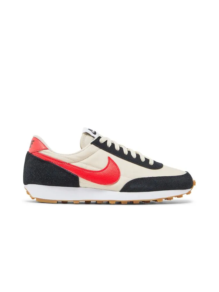 Кроссовки Wmns Daybreak 'Siren Red' — изображение 1 из 8, красный