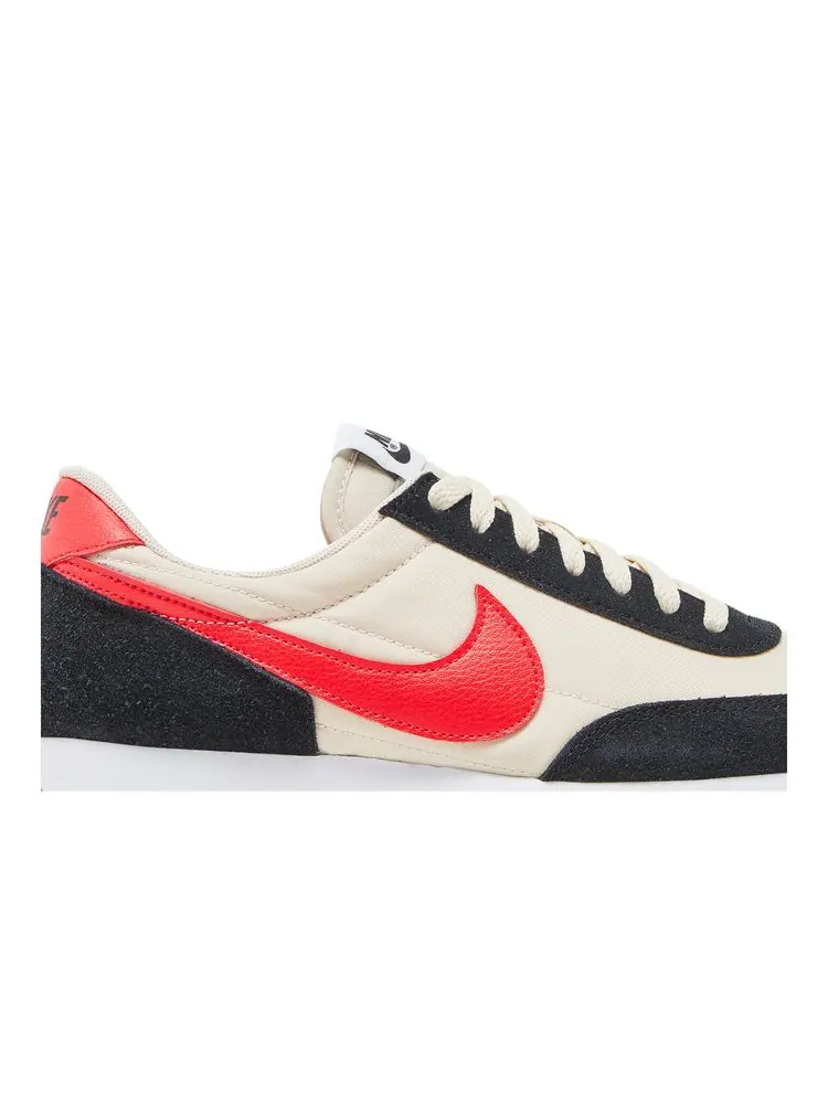 Кроссовки Wmns Daybreak 'Siren Red' — изображение 2 из 8, красный