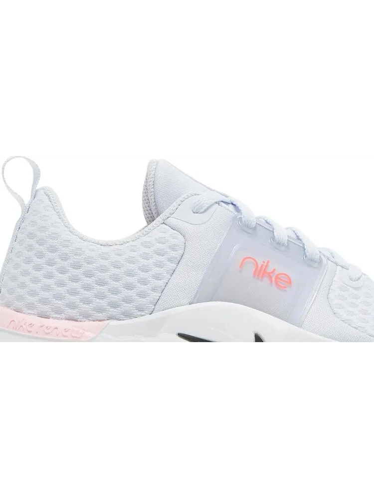 Кроссовки Nike Wmns Renew In-Season TR 10 'Grey Bright Crimson' — изображение 2 из 8, серый