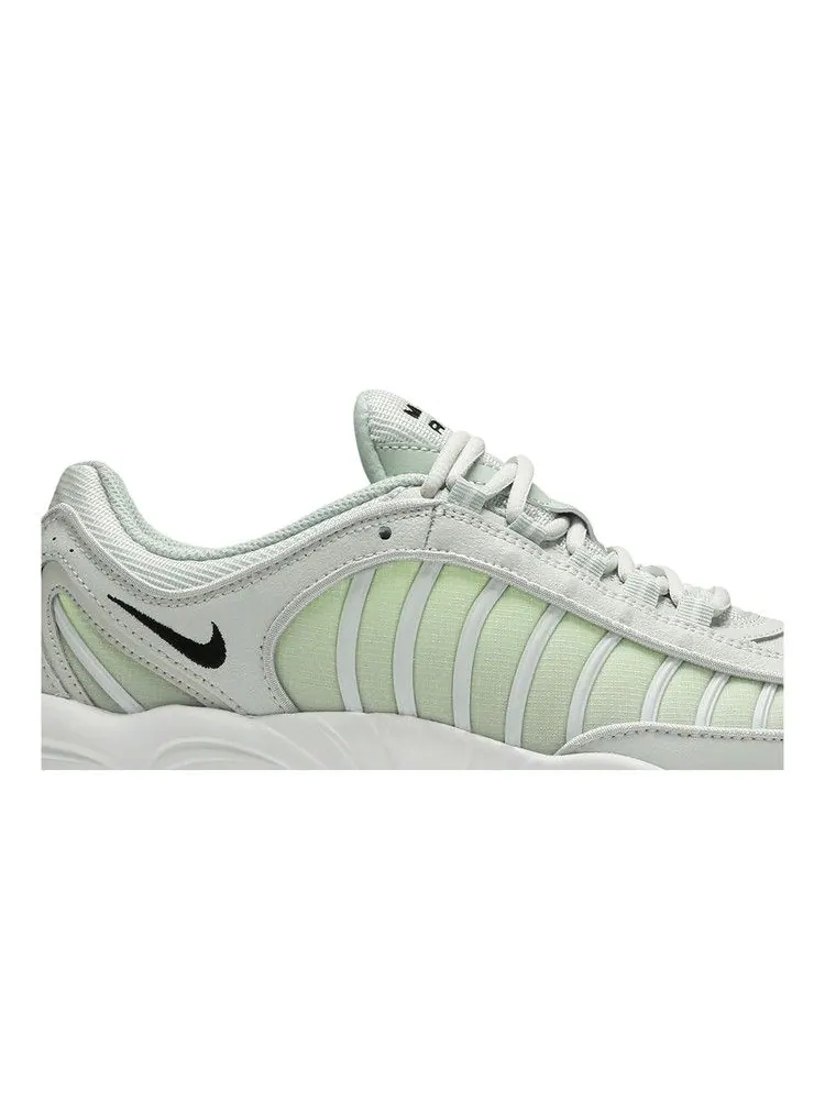 Кроссовки Nike Wmns Air Max Tailwind 4 'Pistachio Frost' — изображение 3 из 9, белый//черный