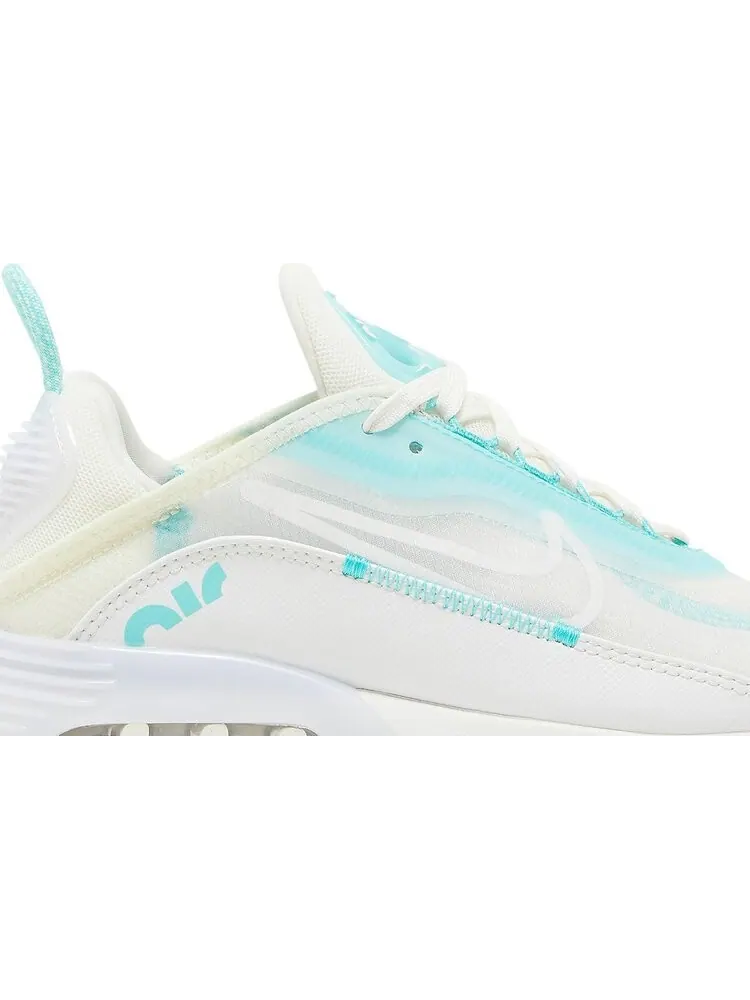 Кроссовки Nike Wmns Air Max 2090 'Aurora Green' — изображение 2 из 8, белый