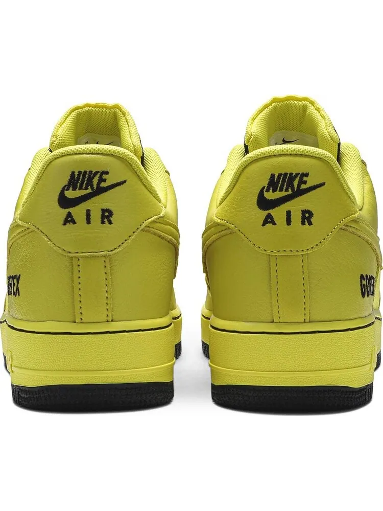 Кроссовки Nike Gore-Tex x Air Force 1 Low 'Dynamic Yellow' — изображение 6 из 8, желтый