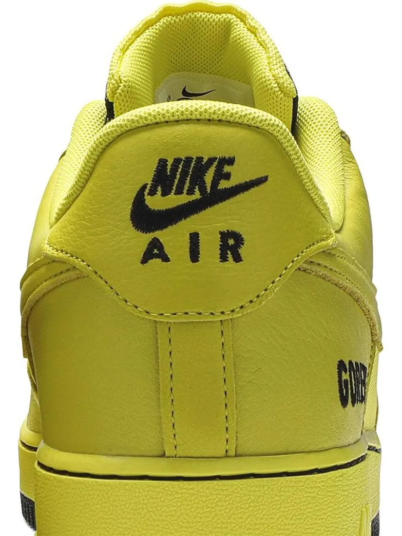 Кроссовки Nike Gore-Tex x Air Force 1 Low 'Dynamic Yellow' — изображение 7 из 8, желтый