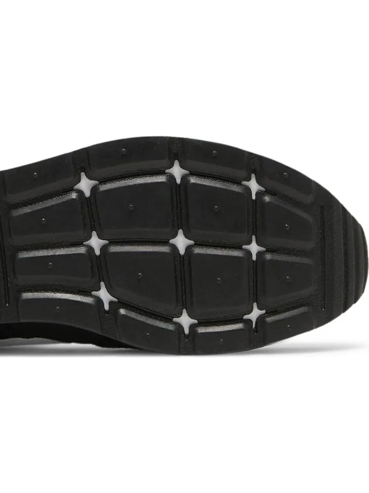 Кроссовки Nike Venture Runner 'Black White' — изображение 5 из 8, черный