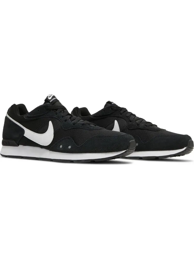 Кроссовки Nike Venture Runner 'Black White' — изображение 8 из 8, черный