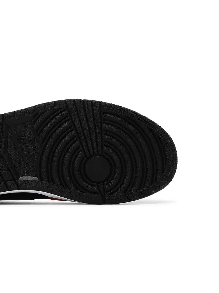 Кроссовки Air Jordan Air Jordan 1 Low SE 'Black Turf Orange' — изображение 6 из 9, черный/оранжевый/белый