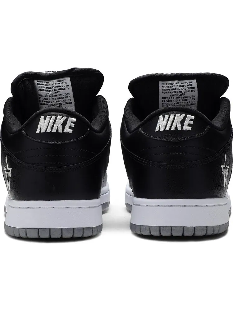 Кроссовки Nike Supreme x Dunk SB Low QS 'Metallic Silver' — изображение 6 из 8, серебряный