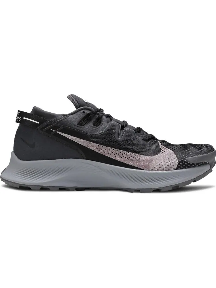 Кроссовки Nike Pegasus Trail 2 'Dark Smoke Grey' — изображение 1 из 8, черный