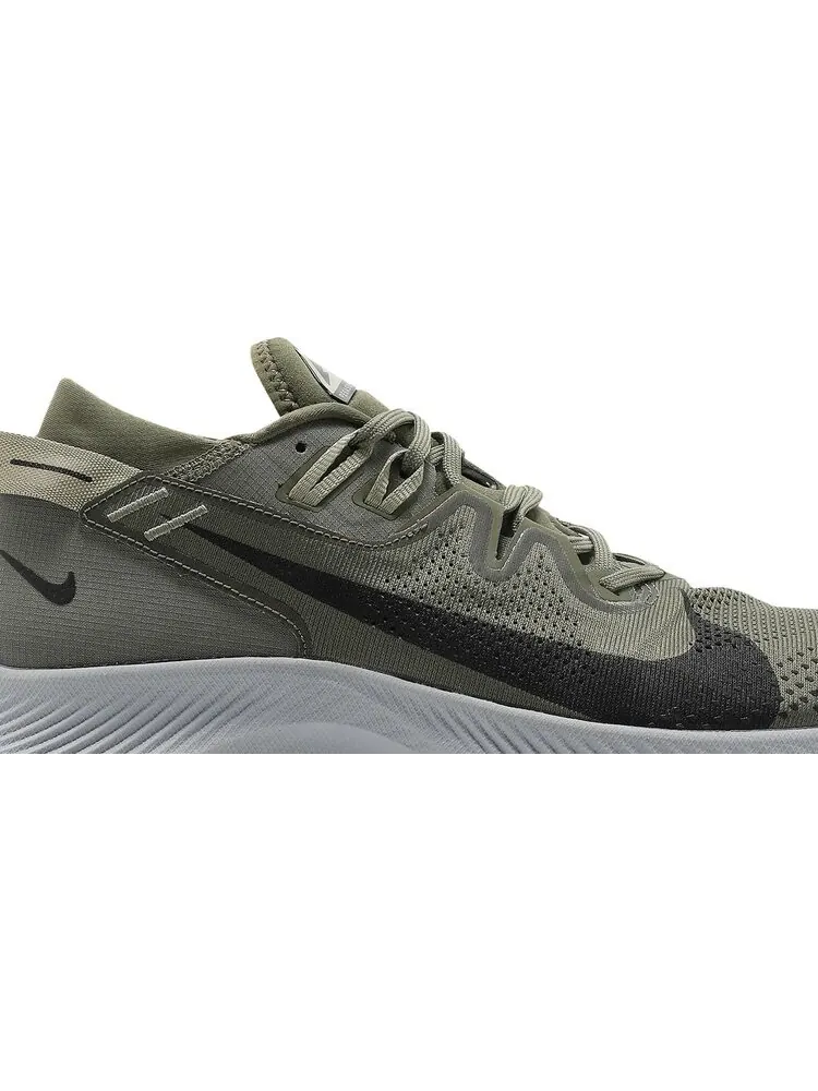 Кроссовки Nike Pegasus Trail 2 'Medium Olive' — изображение 2 из 8, зеленый