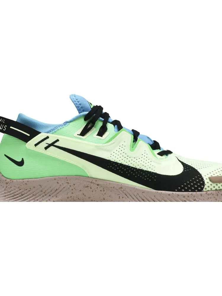 Кроссовки Nike Pegasus Trail 2 'Barely Volt' — изображение 2 из 8, зеленый